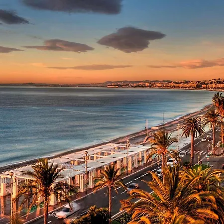 Mercure Promenade Des 4*
