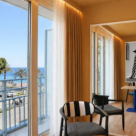 Hotel Mercure Promenade Des