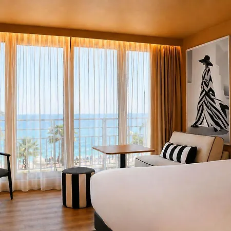 Mercure Promenade Des