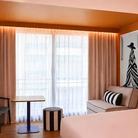 Mercure Promenade Des Hotel 4*