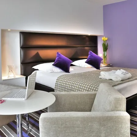 Mercure Promenade Des 4* Niza
