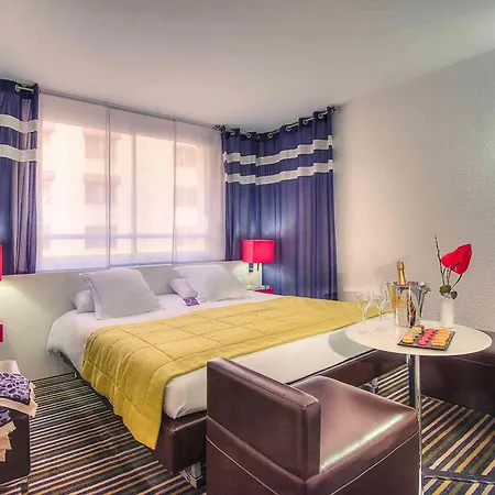 Mercure Promenade Des Hotel