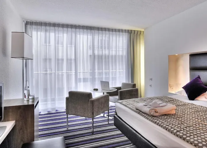 Mercure Promenade Des Hotel Nice