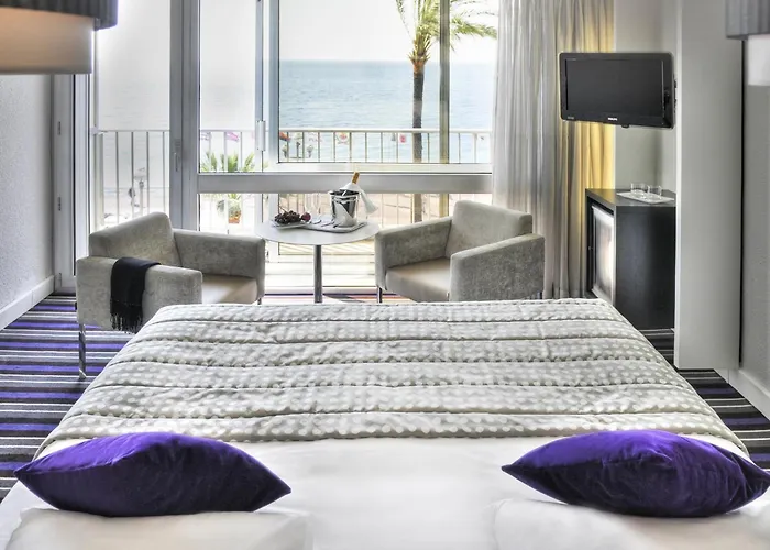 Hotel Mercure Promenade Des 4*