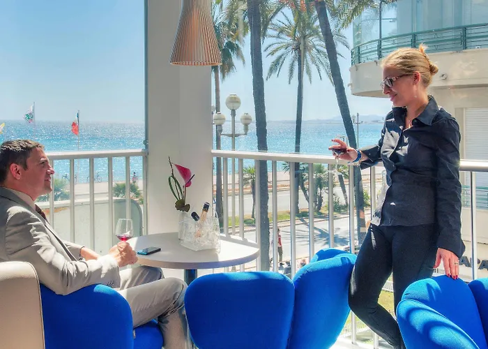 Mercure Promenade Des 4*