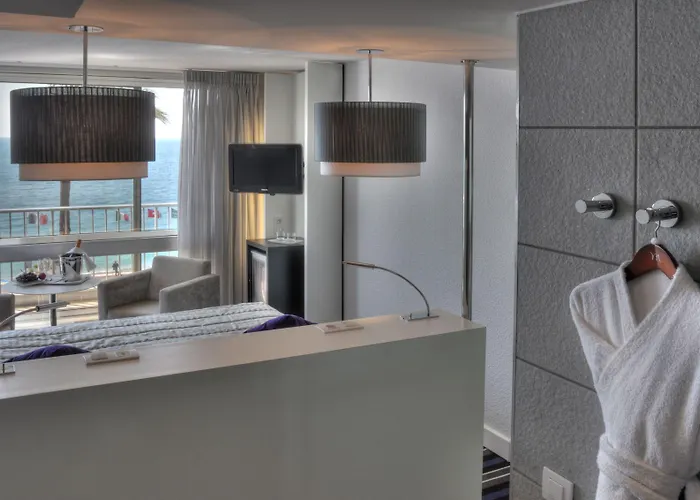 Hotel Mercure Promenade Des Nice