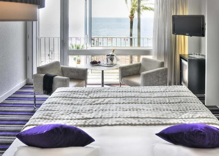 Mercure Promenade Des 4*