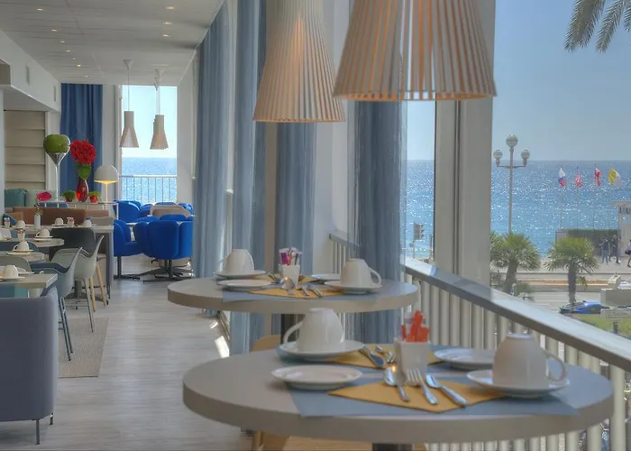 Hotel Mercure Promenade Des