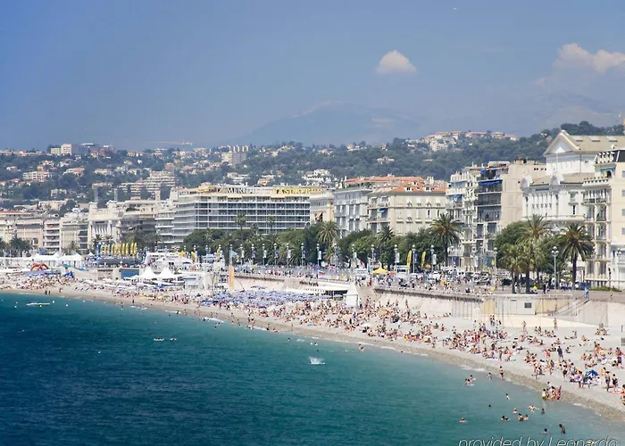 Mercure Promenade Des Hotel 4*