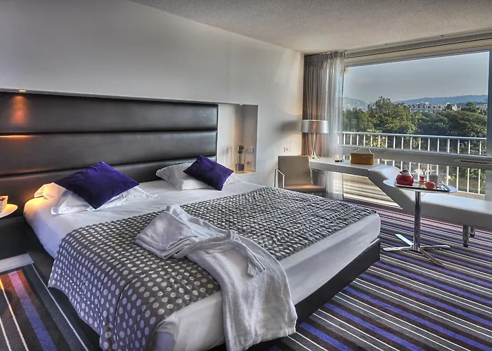 Hotel Mercure Promenade Des