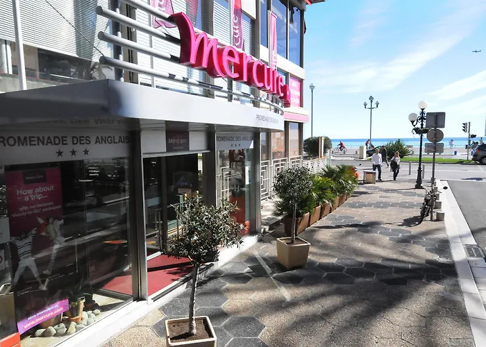 Mercure Promenade Des 4*