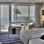 Mercure Promenade Des Hotel 4*