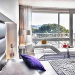 Mercure Promenade Des Hotel 4*
