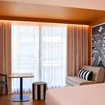 Mercure Promenade Des Hotel 4*