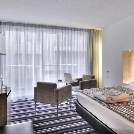 Mercure Promenade Des Hotel Nice