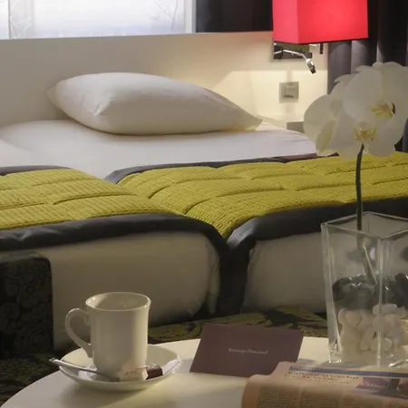 Mercure Promenade Des Hotel 4*