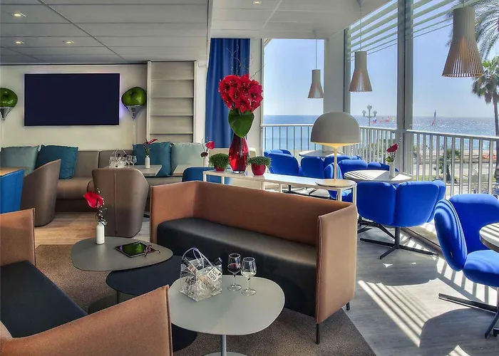 Mercure Promenade Des