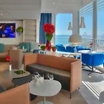 Mercure Promenade Des Hotel 4*