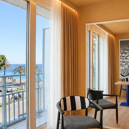 Mercure Promenade Des