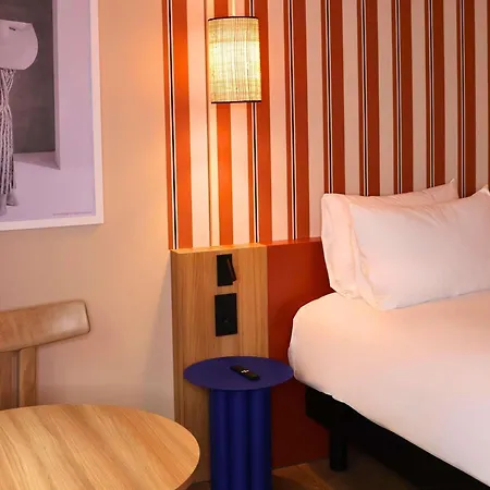 Mercure Promenade Des Hotel 4*