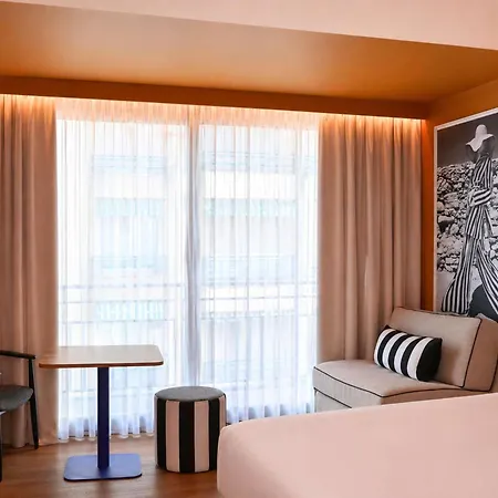 Mercure Promenade Des Hotel 4*