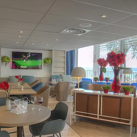 Hotel Mercure Promenade Des 4*