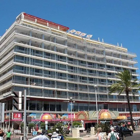 Mercure Promenade Des 4*